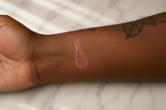 BLUSH ME - Swatch